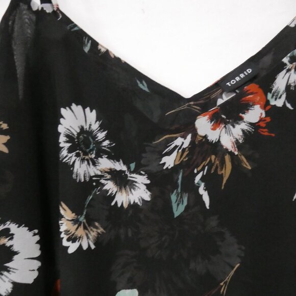 TORRID | size 2 | Black Floral Cami Top With Spaghetti Straps - Picture 4 of 15